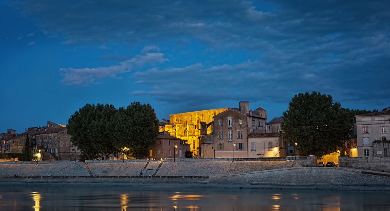 Arles - Le Rhône de nuit